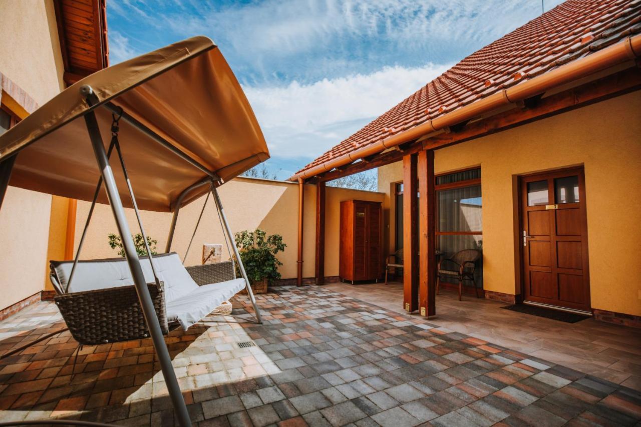 Nemeth Apartmanhazak Morahalom Exterior photo
