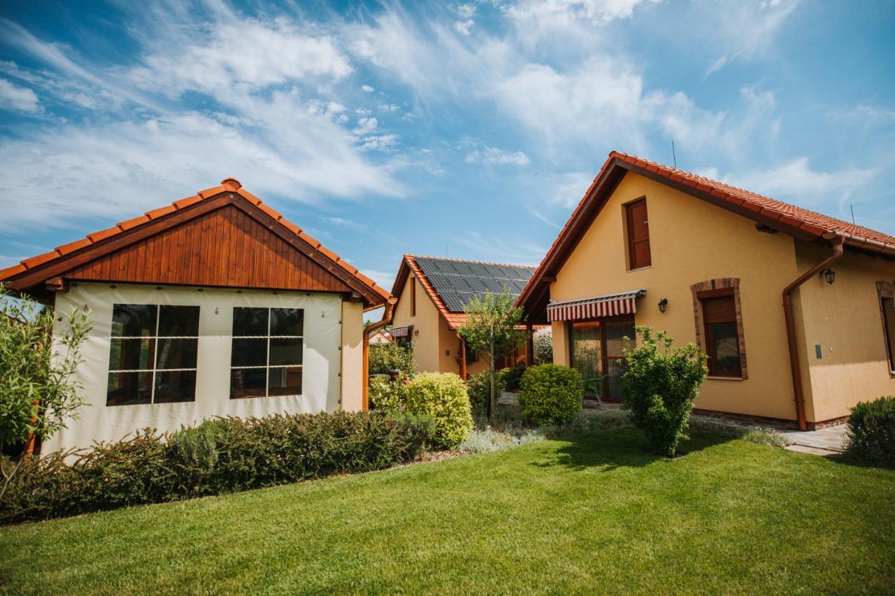 Nemeth Apartmanhazak Morahalom Exterior photo